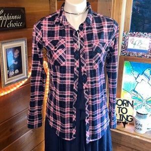 Blue & pink flannel button down shirt long sleeve M POLY JUST BE